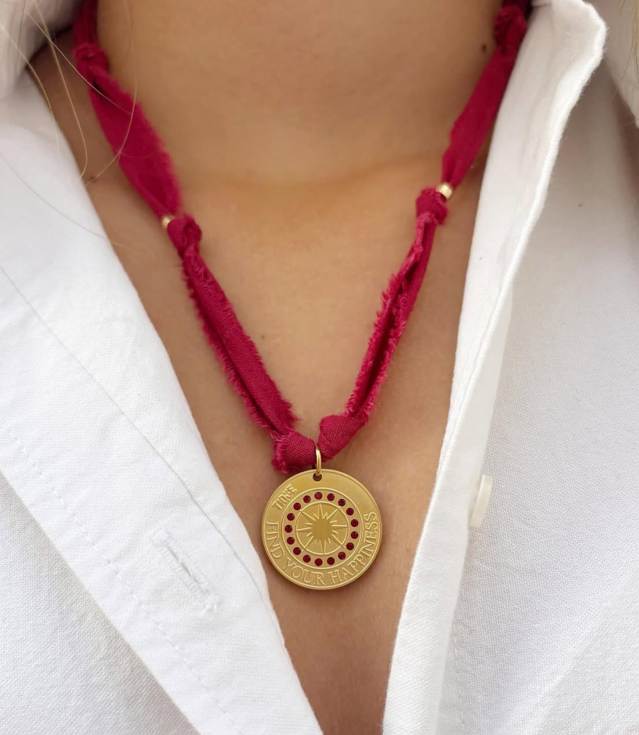 Medallón “Brújula de la Felicidad” – Madre Faro